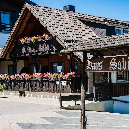 Weisser Hirsch Im Haus Sabine ブラウンラーゲ