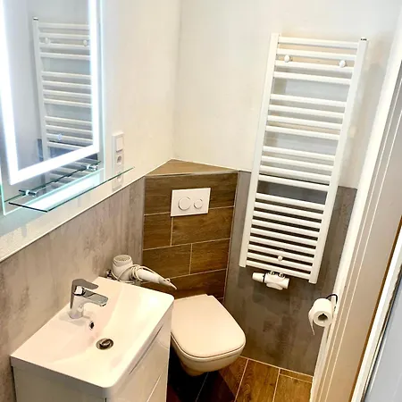 Apartment Weisser Hirsch Im Haus Sabine *