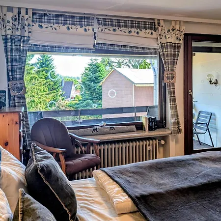 アパート Weisser Hirsch Im Haus Sabine *